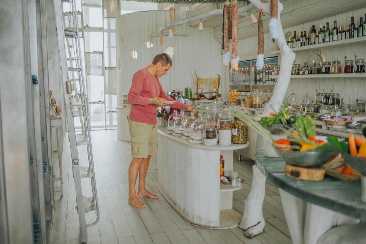 Soneva Jani - Moderno | Resort de Luxo nas Maldivas Soneva Jani - moderno, iluminado no resort de luxo nas Ilhas Maldivas